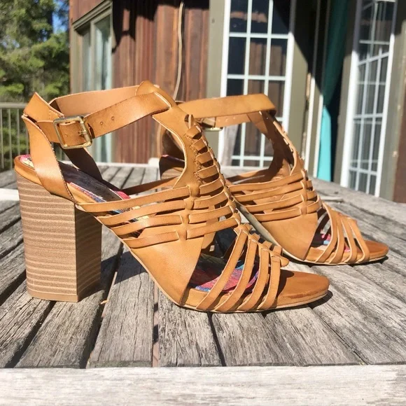 Madden girl chunky heel sale